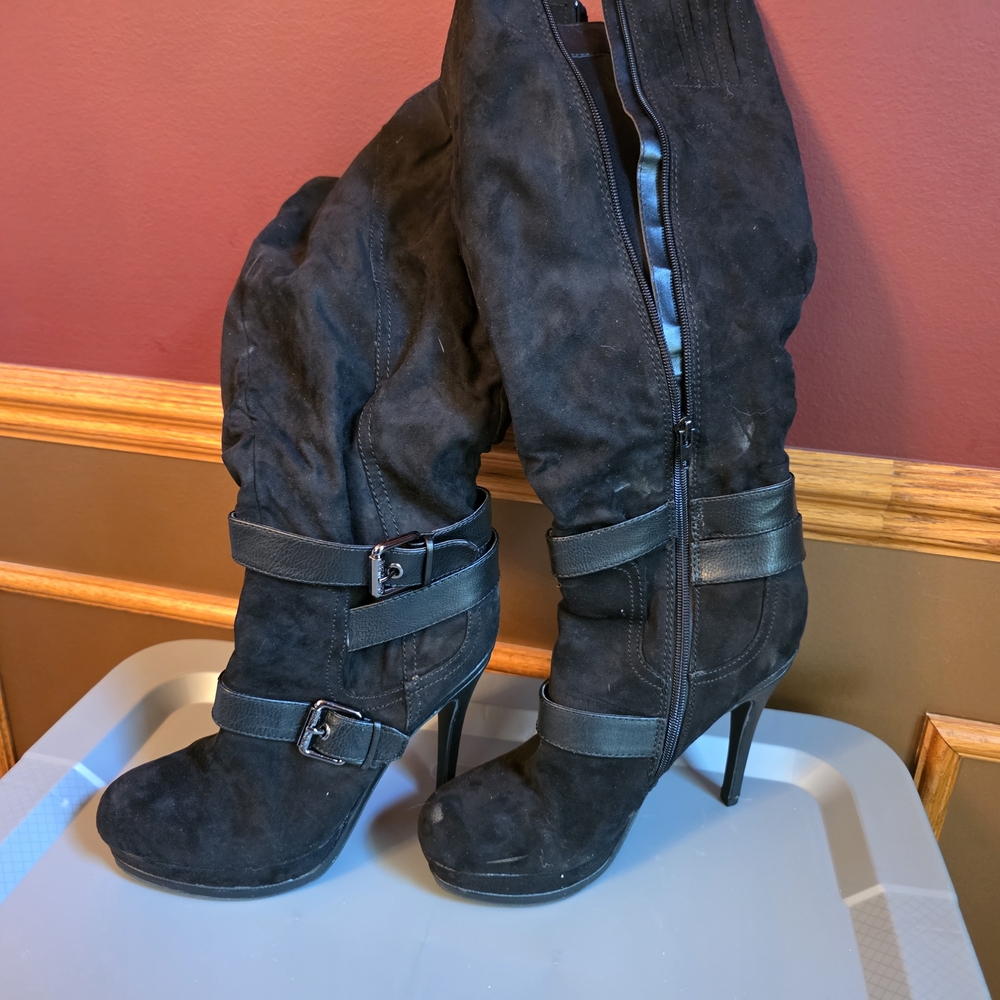 Ezra Black Heeled Boots with Stiletto and Buckle Details
